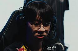 开云-LPL遭遇巨大打击！AL八强首战告负，Faker岩雀封神，Hope葬送比赛