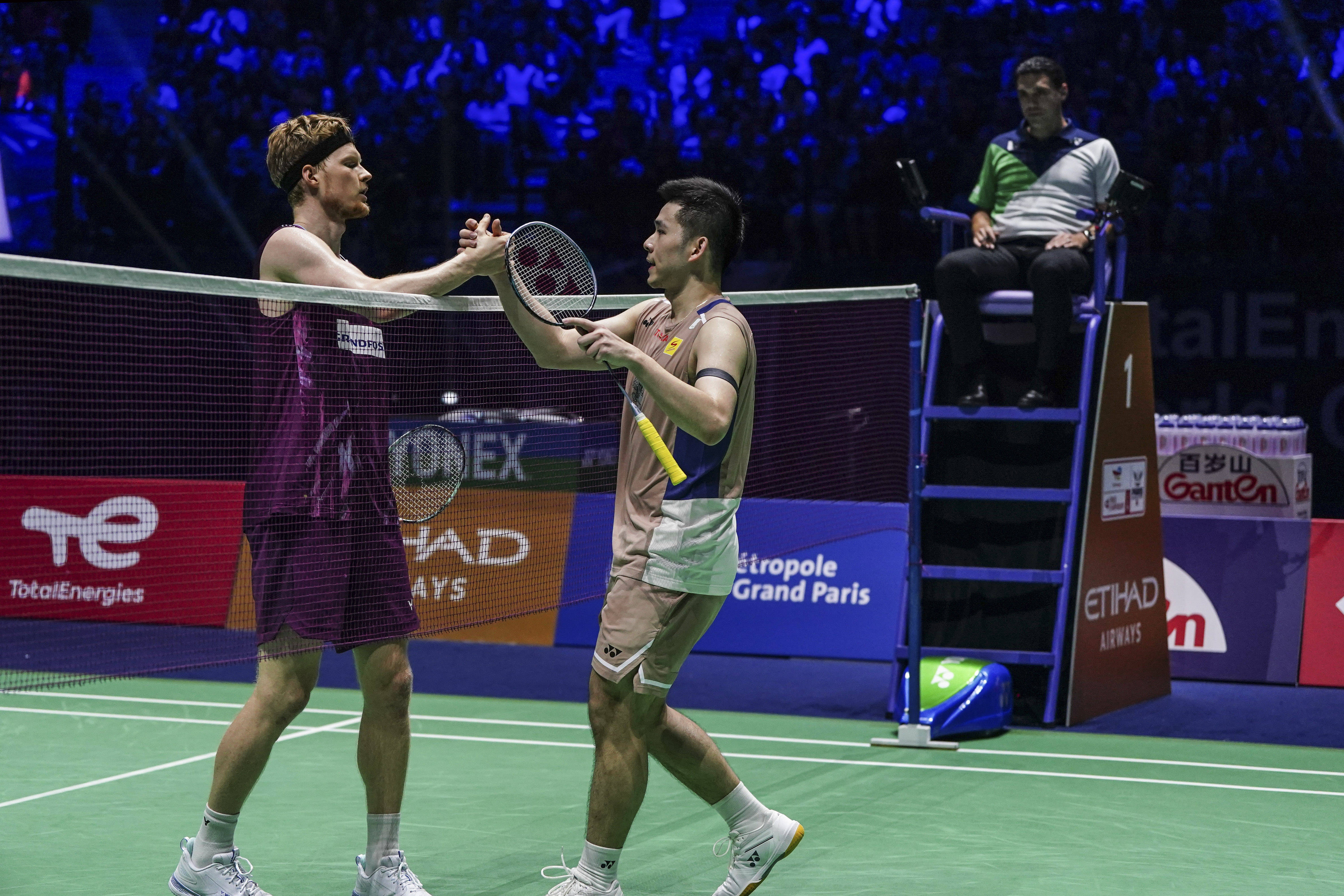 （体育）羽毛球——世锦赛：昆拉武特晋级男单决赛