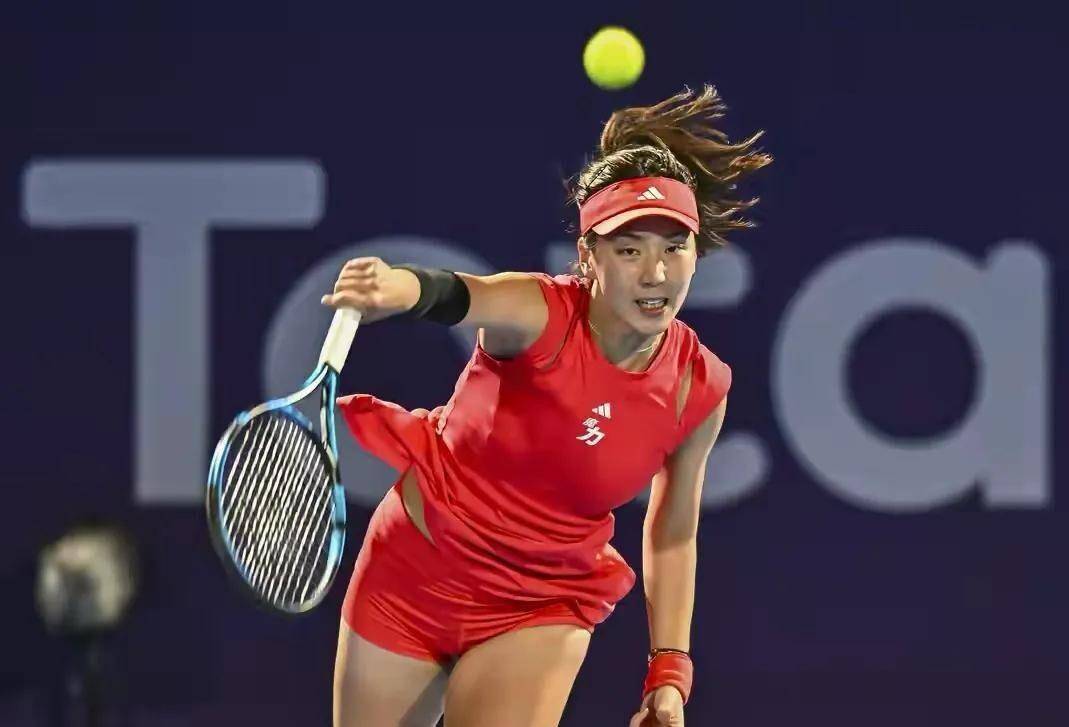中国网球新纪录！王欣瑜决胜盘翻盘，首战美网即入64强赢重奖