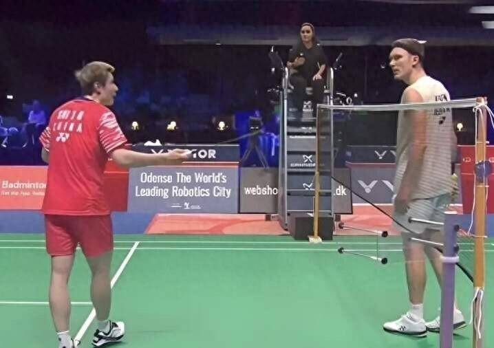 石宇奇力克安赛龙，中国队提前锁定丹麦赛冠军，安赛龙发文喊冤